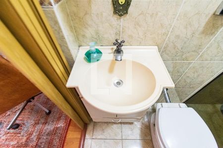 Casa à venda com 200m², 4 quartos e 1 vagaBanheiro da Suíte