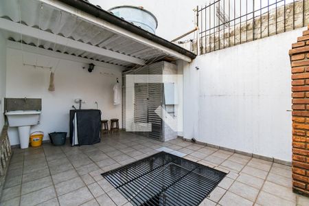 Casa à venda com 200m², 4 quartos e 1 vagaLavanderia