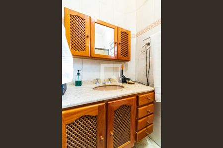 Casa à venda com 200m², 4 quartos e 1 vagaBanheiro Social