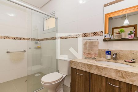 Banheiro Social de casa à venda com 4 quartos, 147m² em Campo Novo, Porto Alegre