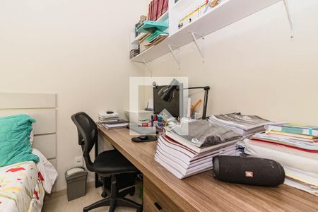 Dormitório de casa para alugar com 4 quartos, 147m² em Campo Novo, Porto Alegre