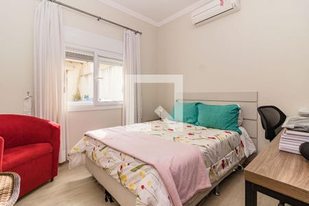 Dormitório de casa para alugar com 4 quartos, 147m² em Campo Novo, Porto Alegre