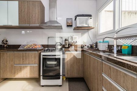 Cozinha de casa à venda com 4 quartos, 147m² em Campo Novo, Porto Alegre
