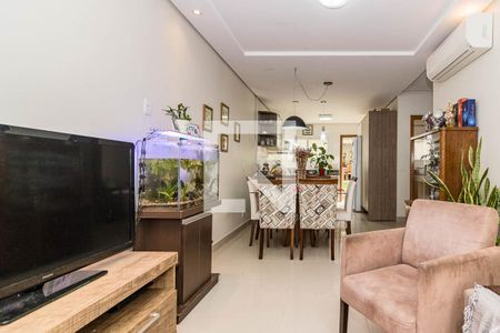 Sala de casa para alugar com 4 quartos, 147m² em Campo Novo, Porto Alegre