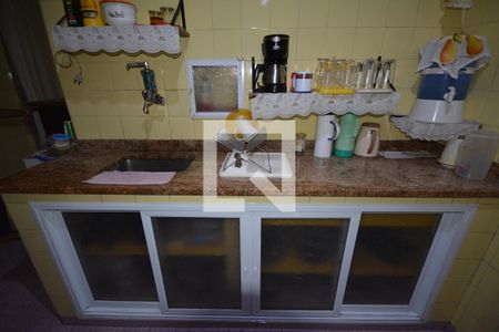 Apartamento à venda com 200m², 4 quartos e 1 vagaCozinha