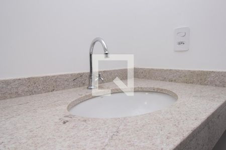 Apartamento à venda com 73m², 2 quartos e 1 vagaBanheiro Social