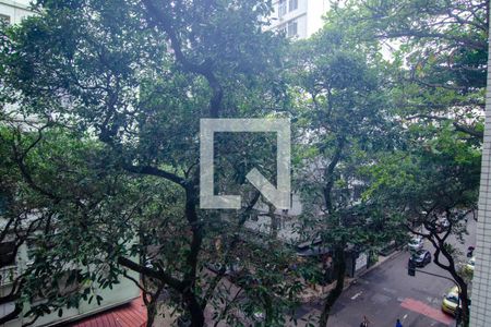 Apartamento à venda com 105m², 3 quartos e sem vagaVista