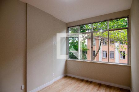 Apartamento à venda com 105m², 3 quartos e sem vagaQuarto 2