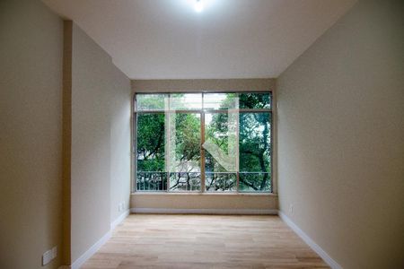 Apartamento à venda com 105m², 3 quartos e sem vagaSala