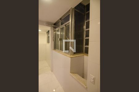 Apartamento à venda com 105m², 3 quartos e sem vagaÁrea de Serviço