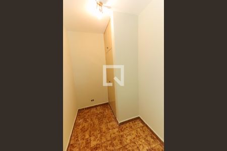 Casa à venda com 190m², 4 quartos e 4 vagasLavanderia