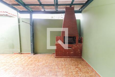 Casa à venda com 190m², 4 quartos e 4 vagasÁrea comum - Churrasqueira