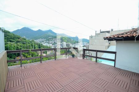 Apartamento à venda com 293m², 3 quartos e 1 vagaTerraço - Deck