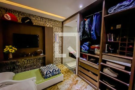 Casa à venda com 520m², 5 quartos e 4 vagasSuite