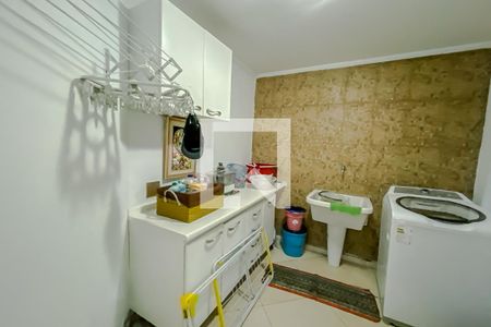 Casa à venda com 520m², 5 quartos e 4 vagasLavanderia