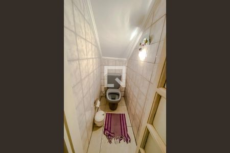 Casa à venda com 520m², 5 quartos e 4 vagasBanheiro 5