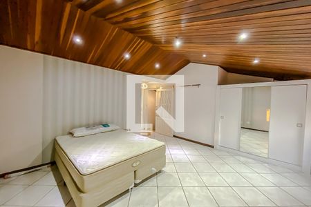 Casa à venda com 520m², 5 quartos e 4 vagasQuarto