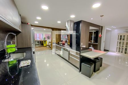 Casa à venda com 520m², 5 quartos e 4 vagasCozinha