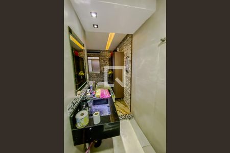 Casa à venda com 520m², 5 quartos e 4 vagasBanheiro 2