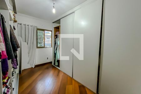 Casa à venda com 520m², 5 quartos e 4 vagasCloset da Suite 2