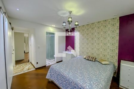 Casa à venda com 520m², 5 quartos e 4 vagasSuite 2