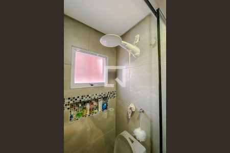 Casa à venda com 520m², 5 quartos e 4 vagasDetalhe Banheiro 2