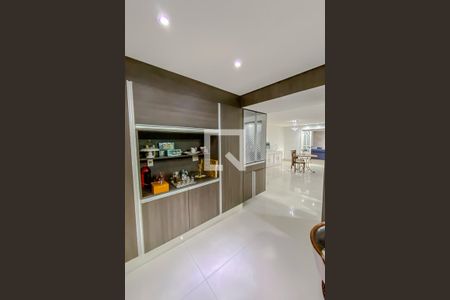 Casa à venda com 520m², 5 quartos e 4 vagasCozinha