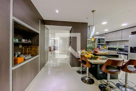 Casa à venda com 520m², 5 quartos e 4 vagasCozinha