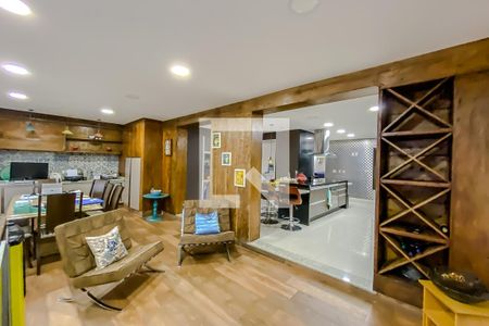 Casa à venda com 520m², 5 quartos e 4 vagasSala 5