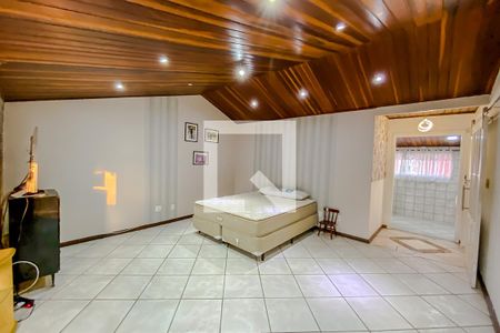 Casa à venda com 520m², 5 quartos e 4 vagasQuarto