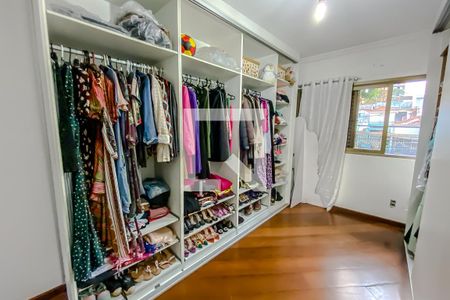 Casa à venda com 520m², 5 quartos e 4 vagasCloset da Suite 2