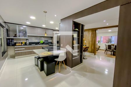 Casa à venda com 520m², 5 quartos e 4 vagasCozinha