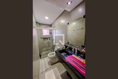 Casa à venda com 520m², 5 quartos e 4 vagasBanheiro 2