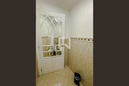 Casa à venda com 520m², 5 quartos e 4 vagasLavabo