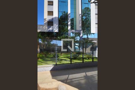 Apartamento para alugar com 68m², 2 quartos e 2 vagasFachada