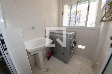 Apartamento para alugar com 60m², 2 quartos e 1 vaga Apartamento para alugar com 60m², 2 quartos e 1 vagaÁrea de serviço