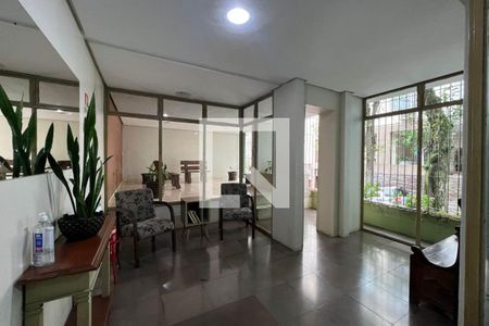 Apartamento à venda com 89m², 2 quartos e sem vagaHall de entrada