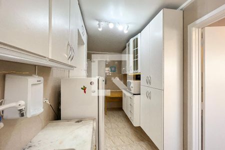 Apartamento para alugar com 75m², 2 quartos e 1 vagaCozinha