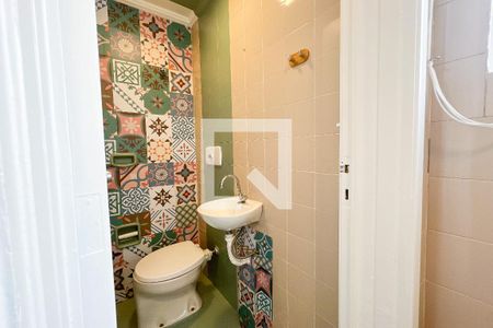 Apartamento para alugar com 75m², 2 quartos e 1 vagaBanheiro de Serviço