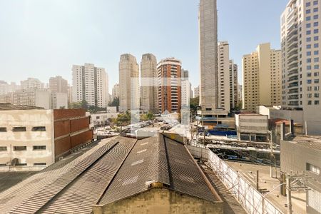 Vista de apartamento para alugar com 2 quartos, 75m² em Vila Olímpia, São Paulo
