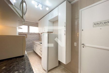 Apartamento para alugar com 75m², 2 quartos e 1 vagaCozinha