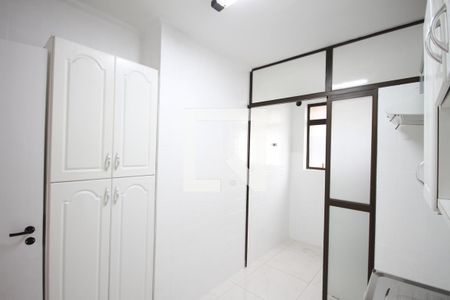 Cozinha de apartamento para alugar com 1 quarto, 50m² em Vila Mariana, São Paulo