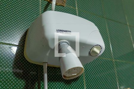 Casa à venda com 450m², 5 quartos e 4 vagasDetalhe Chuveiro