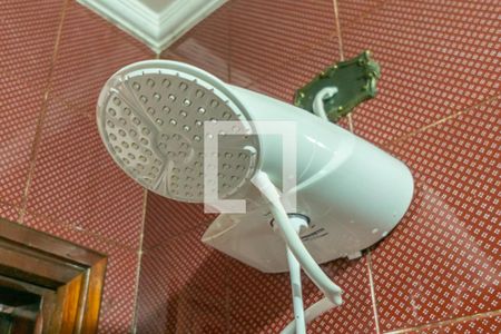 Casa à venda com 450m², 5 quartos e 4 vagasDetalhe Chuveiro