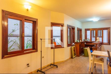 Casa à venda com 450m², 5 quartos e 4 vagasJardim de Inverno