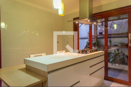 Casa à venda com 450m², 5 quartos e 4 vagasCozinha