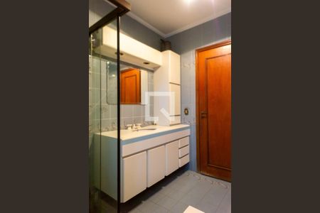 Casa à venda com 450m², 5 quartos e 4 vagasBanheiro