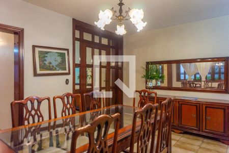 Casa à venda com 450m², 5 quartos e 4 vagasCopa