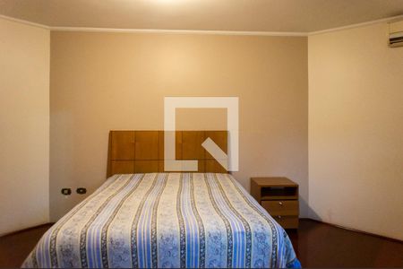 Casa à venda com 450m², 5 quartos e 4 vagasSuíte 2