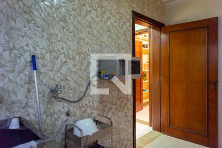 Casa à venda com 450m², 5 quartos e 4 vagasÁrea de Serviço